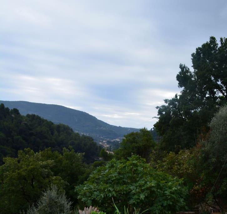 Au Lit, On Dort Hébergement de vacances