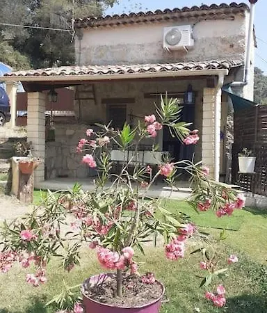 Au Lit, On Dort Villa Cantaron Exterior photo